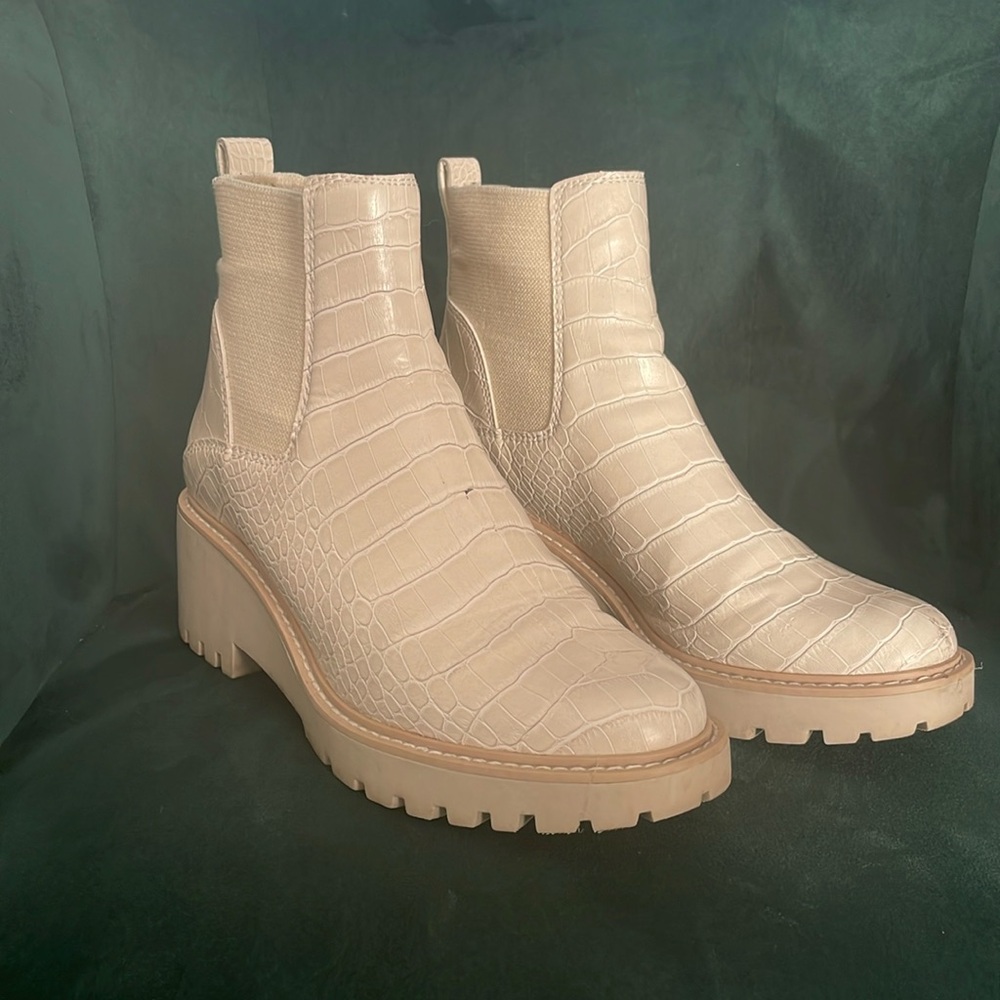 Dolce Vita Haddie Chelsea wedge boots